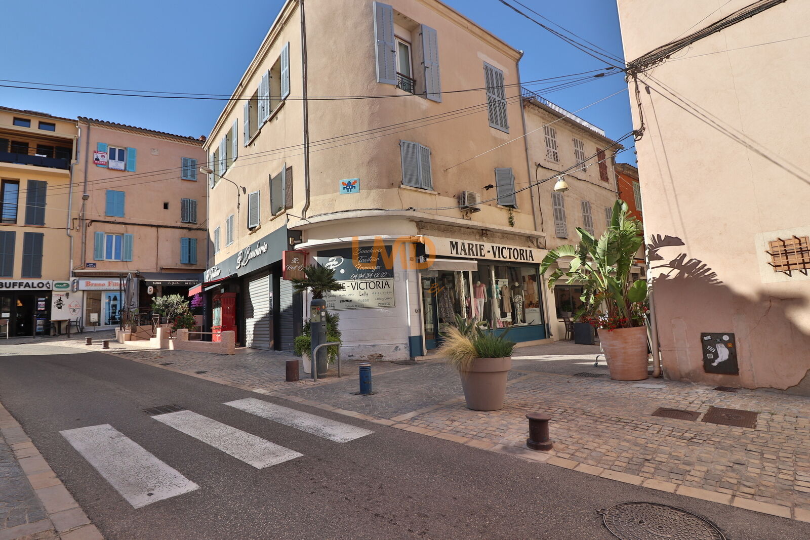 Fonds de Commerce - Prêt à Porter - Grande visibilité - Img 2593