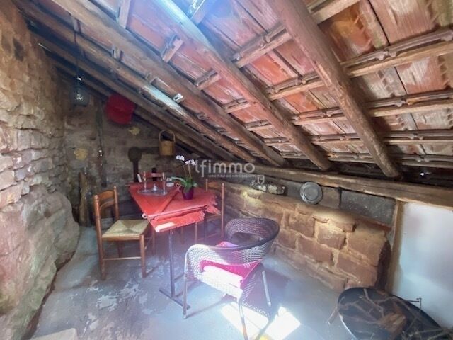 Petite maison semi-mitoyenne pleine de charme. - Terrasse couverte v