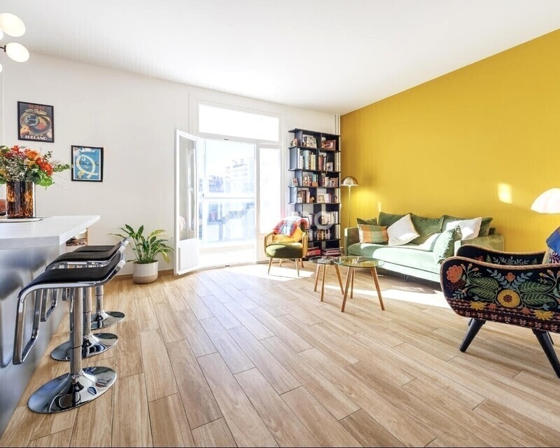 Marseille 7ème / Appartement rénové / Terrasse Véranda - Phsalona