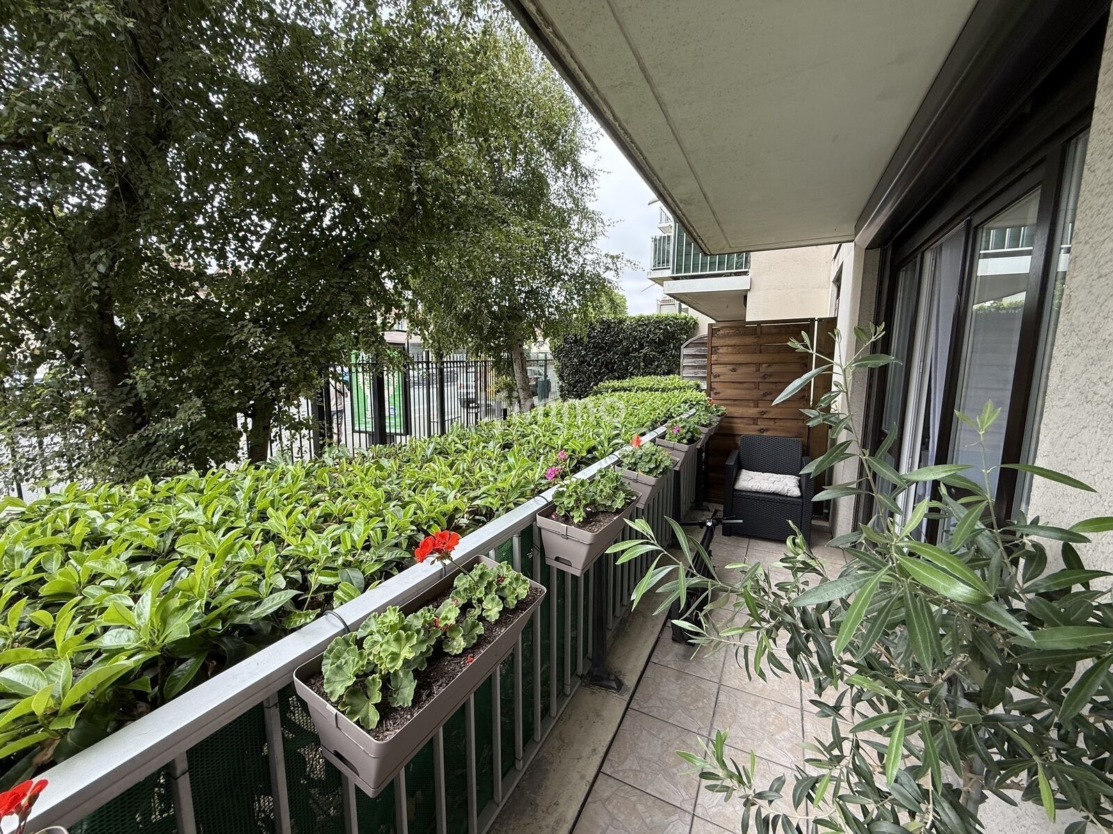 Beau F5 sur Vaujours - Img 2718