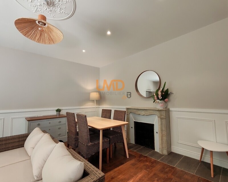 Appartement T2 de charme - T1-rue-de-dinan-rennes-vue-cheminee-eric-margely