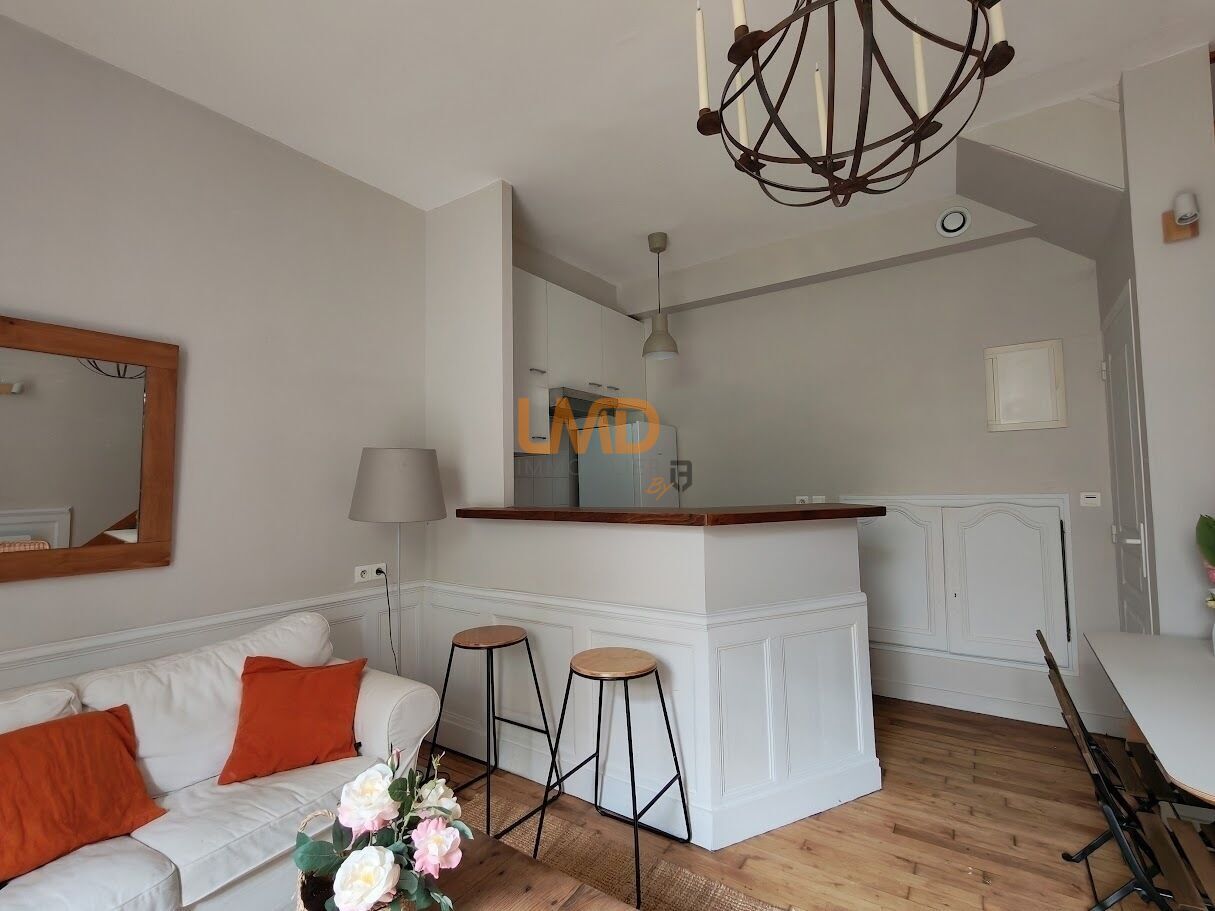 Duplex lumineux avec terrasse privative – Rennes hyper-centre - Duplex-rue-de-dinan-rennes-cuisine-eric-margely