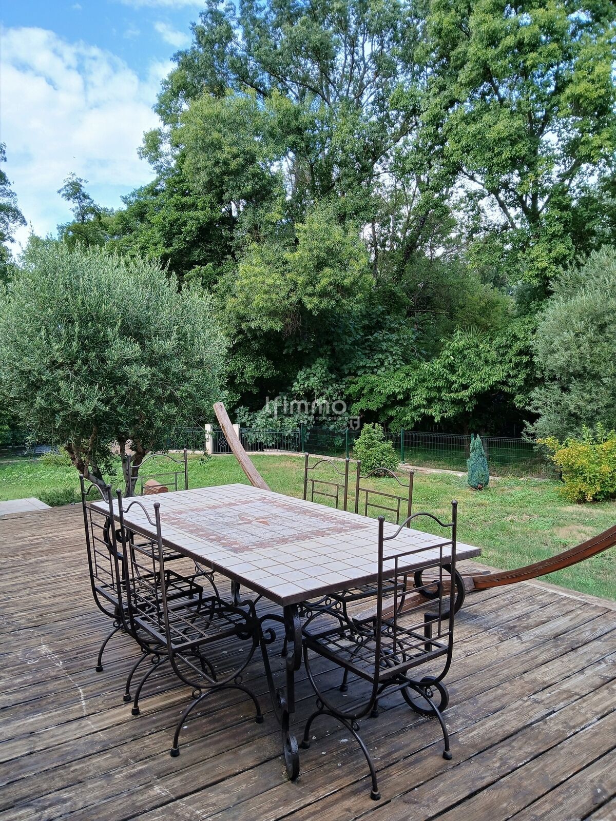 Villa T6 175M2 Avec accès rivière privatif et 2200M2 de terrain - 20250725 163219