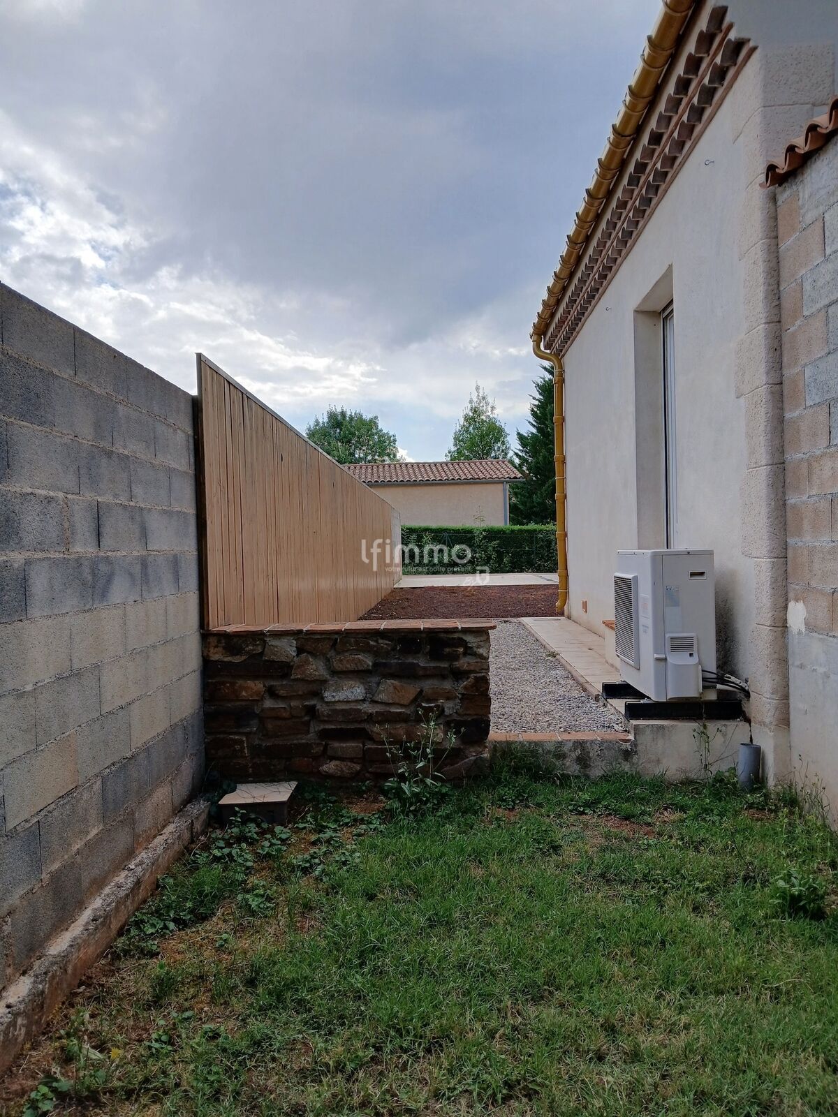 Villa T6 175M2 Avec accès rivière privatif et 2200M2 de terrain - 20250725 163702