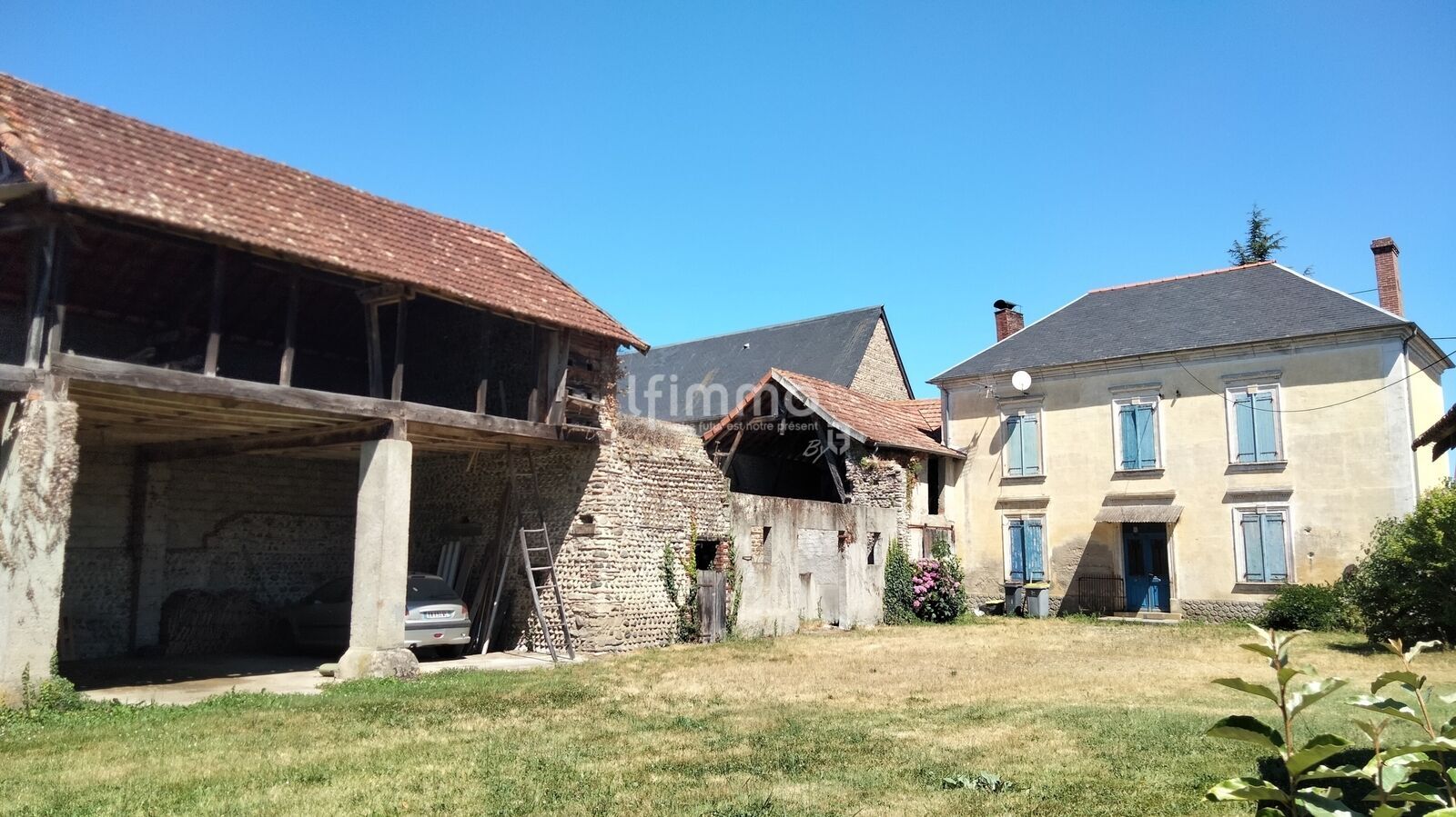 Corps de ferme à rénover - façade sud