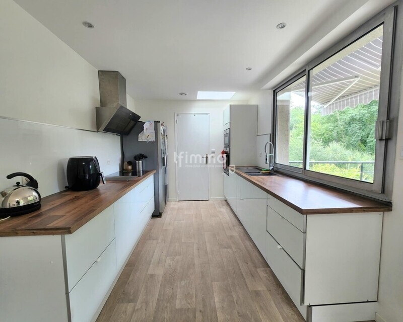 Maison rénovée avec du charme - 3c0f6716-2b57-4fbd-ba7f-039713d84da2