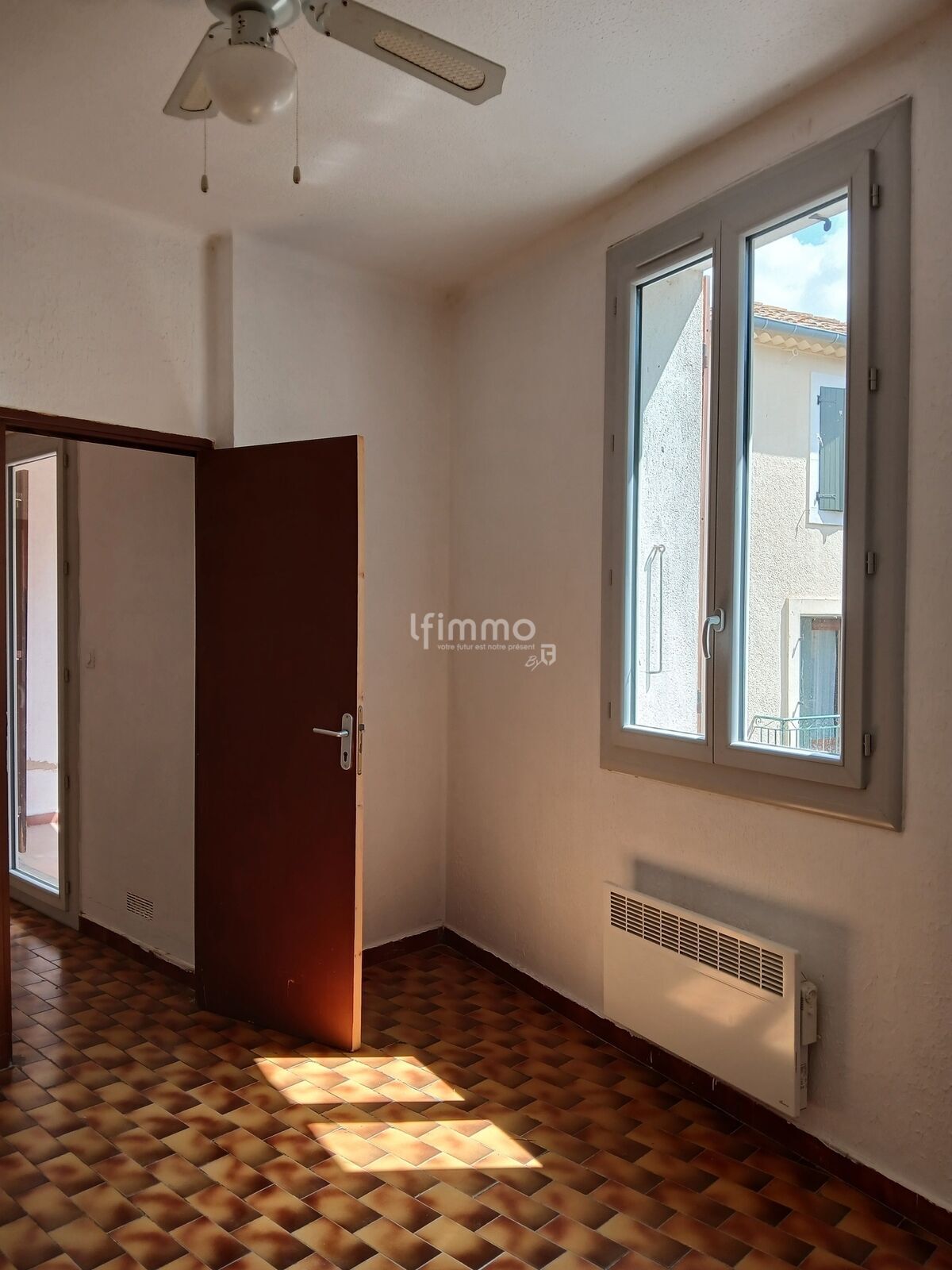 Immeuble en Pierre 216 M2  - 20250729 153725