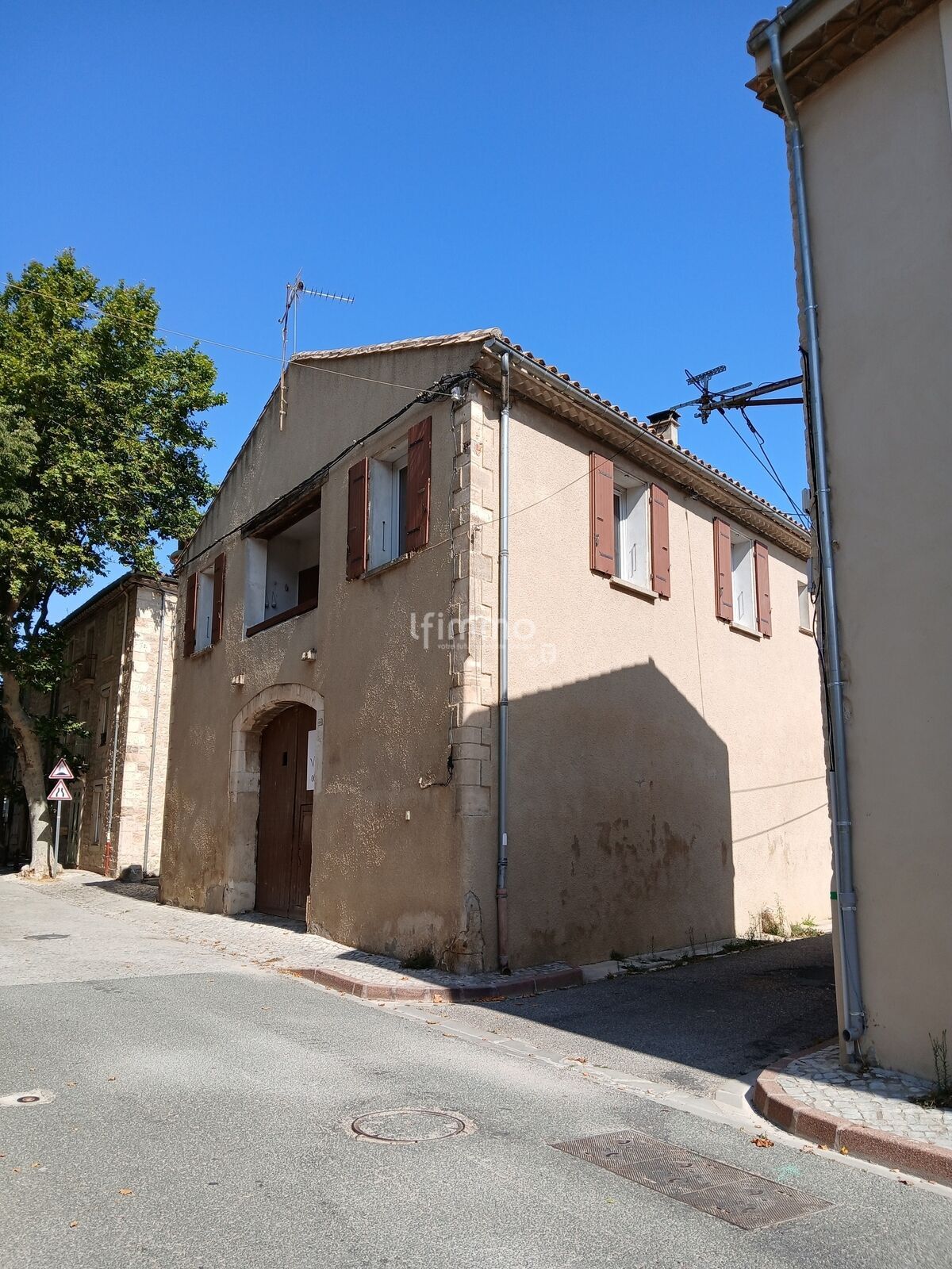 Immeuble en Pierre 216 M2  - 20250801 110908  1