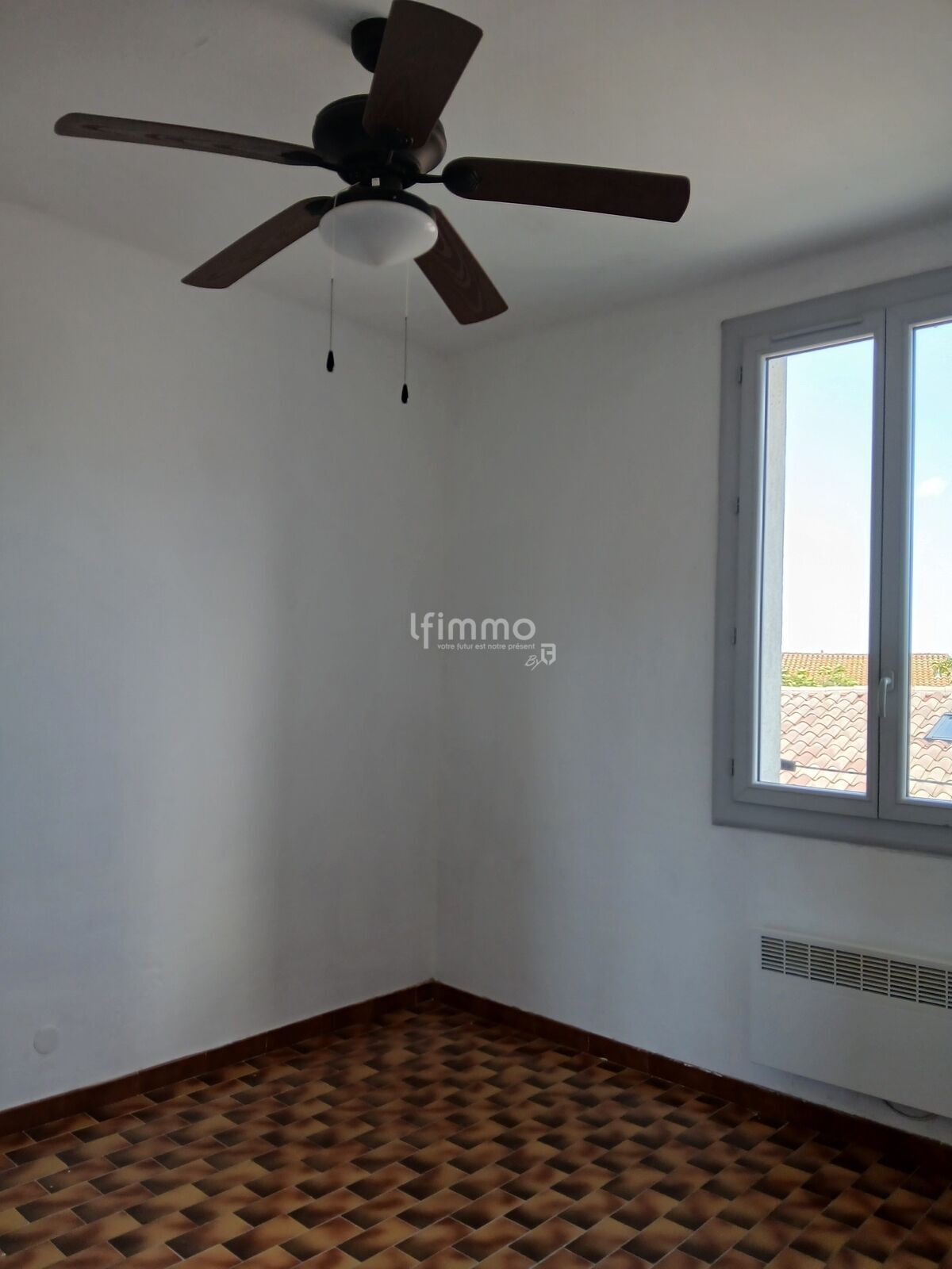 Immeuble en Pierre 216 M2  - 20250729 154045