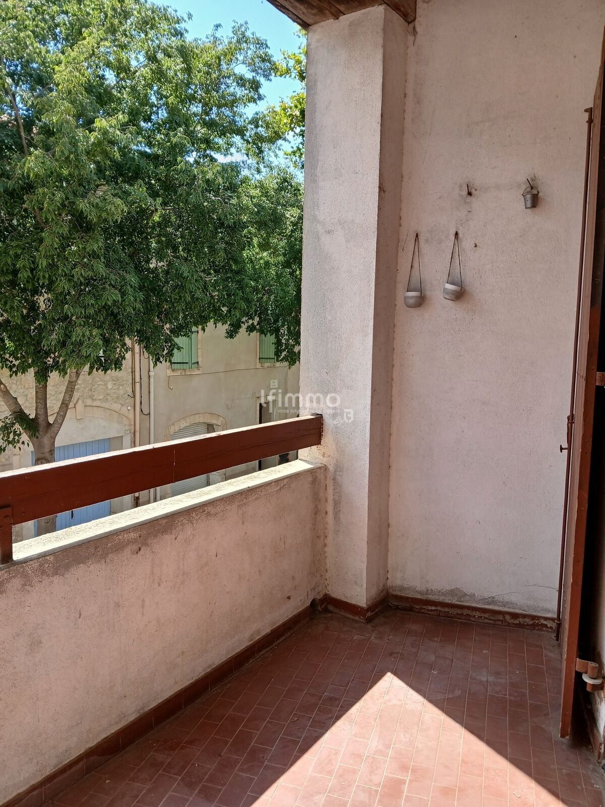 Immeuble en Pierre 216 M2  - 20250729 153851