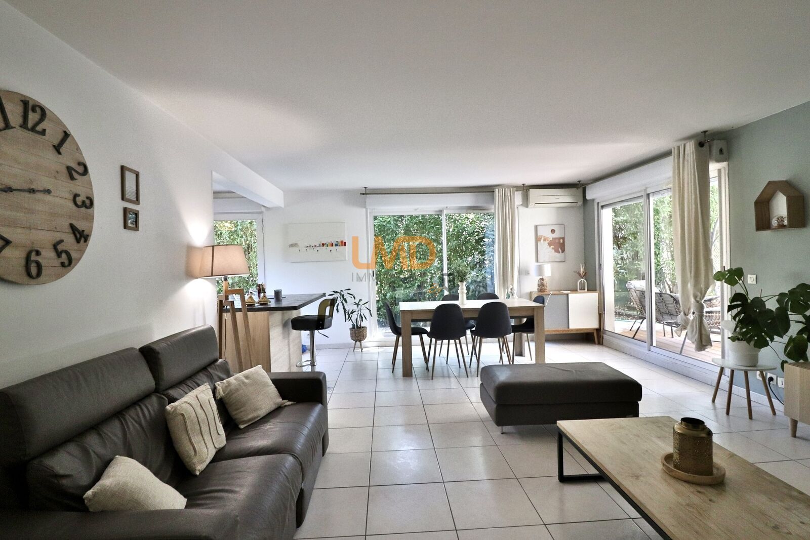 Bel appartement T4 avec jardin et entrée privative - Img 2641.yjpg