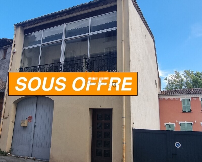 Le Muy – Maison de village avec garage – Centre-ville - 20250725 092246