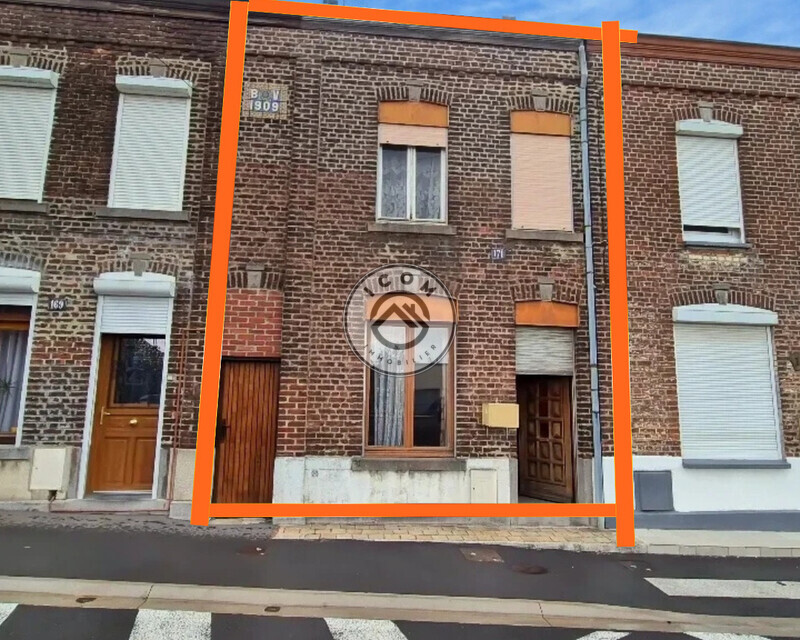 🏠 Maison Mitoyenne à Vendre – Idéal Investisseur ou Primo-Accédant 🛠️ - Photo facade