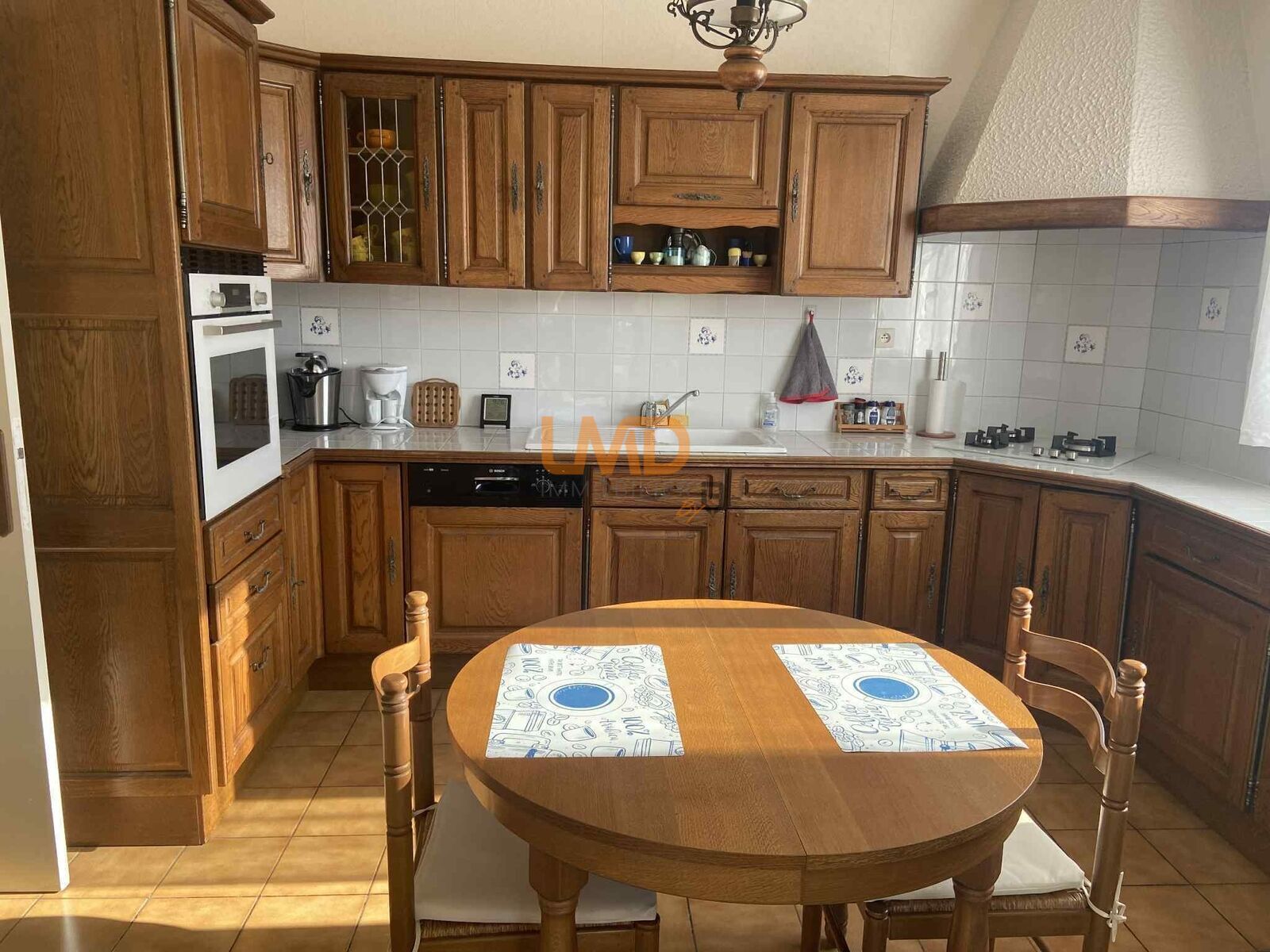 Grande maison avec terrain  - Bfbc42d8-1c79-495e-a64f-2a472f918898