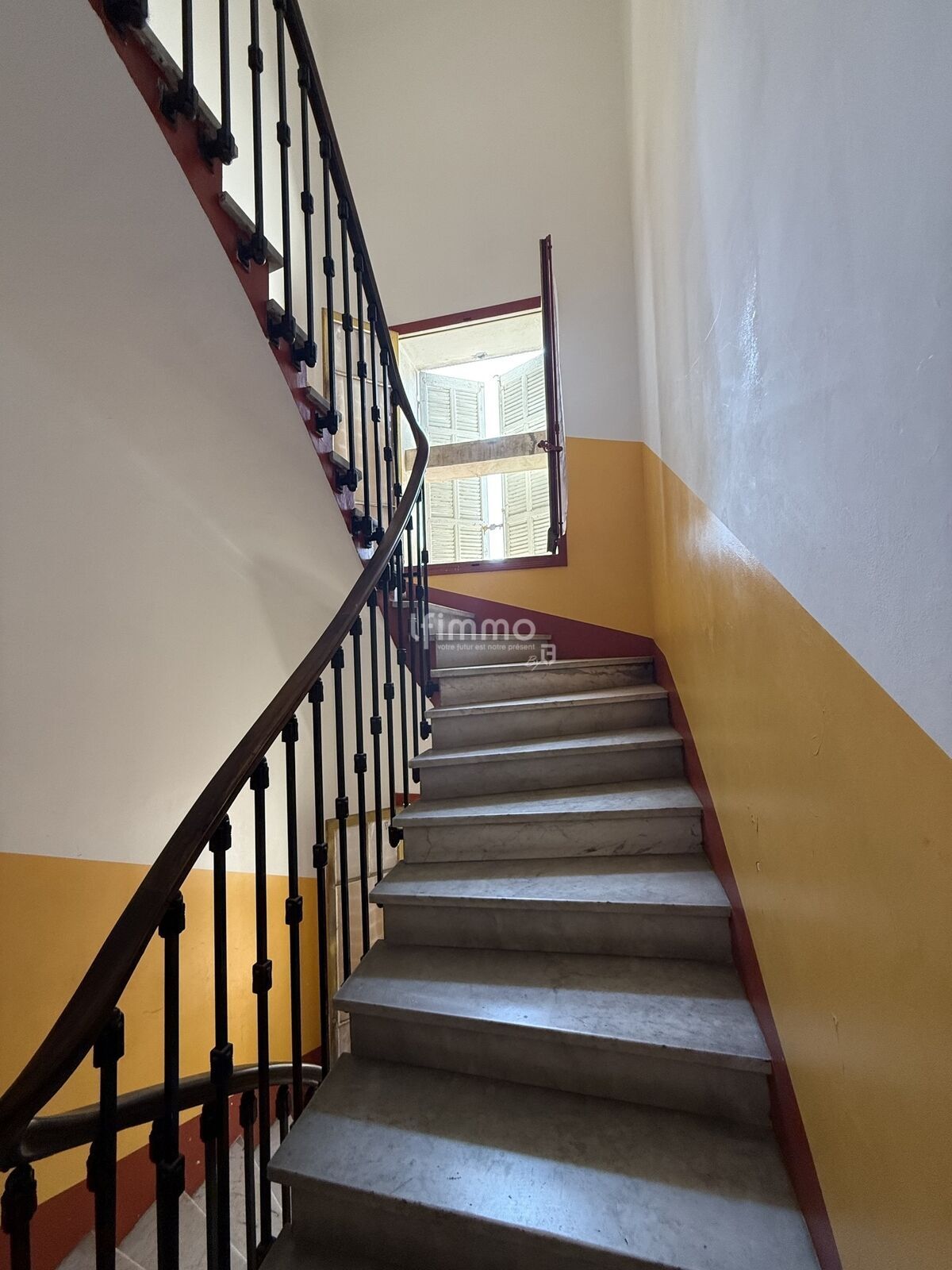 Maison de ville de  3 appartements - Img 2273