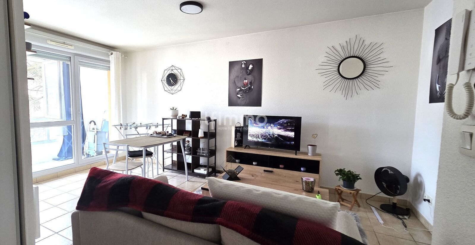 Appartement idéal investisseurs et bien situé! - Salon 1