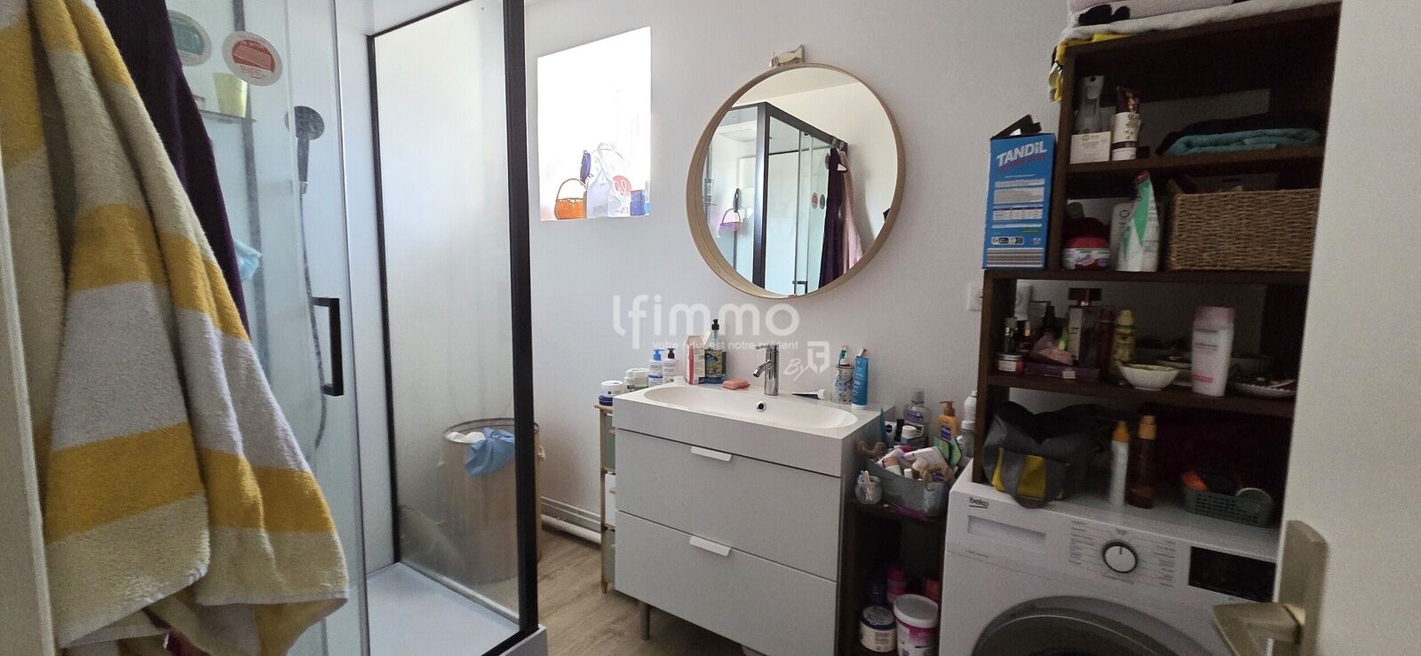 Maison de ville mitoyenne proche du centre ville d'Autun! - Sdb