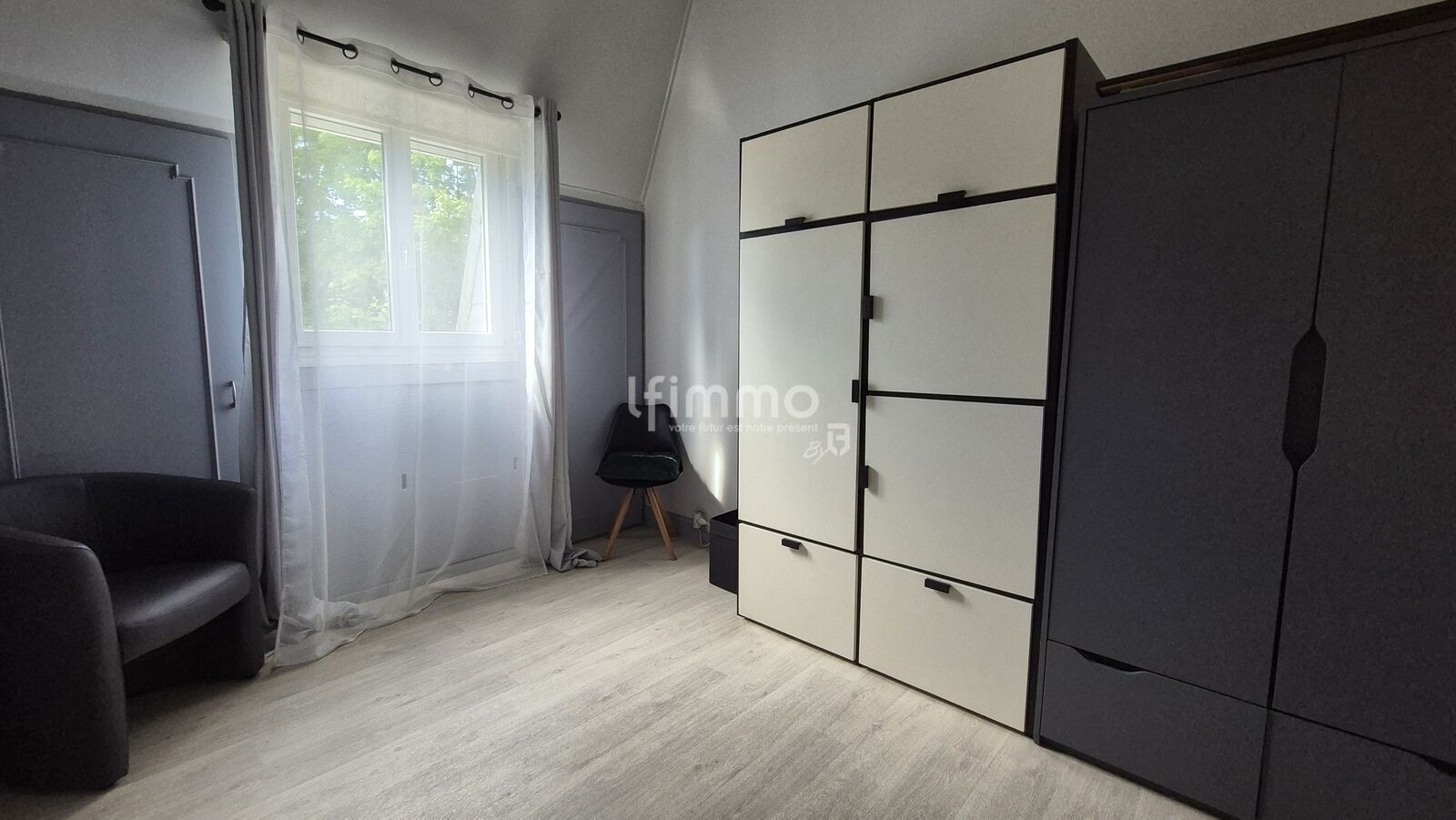 maison atypique à  Louvres de 82m² - Chambre 1