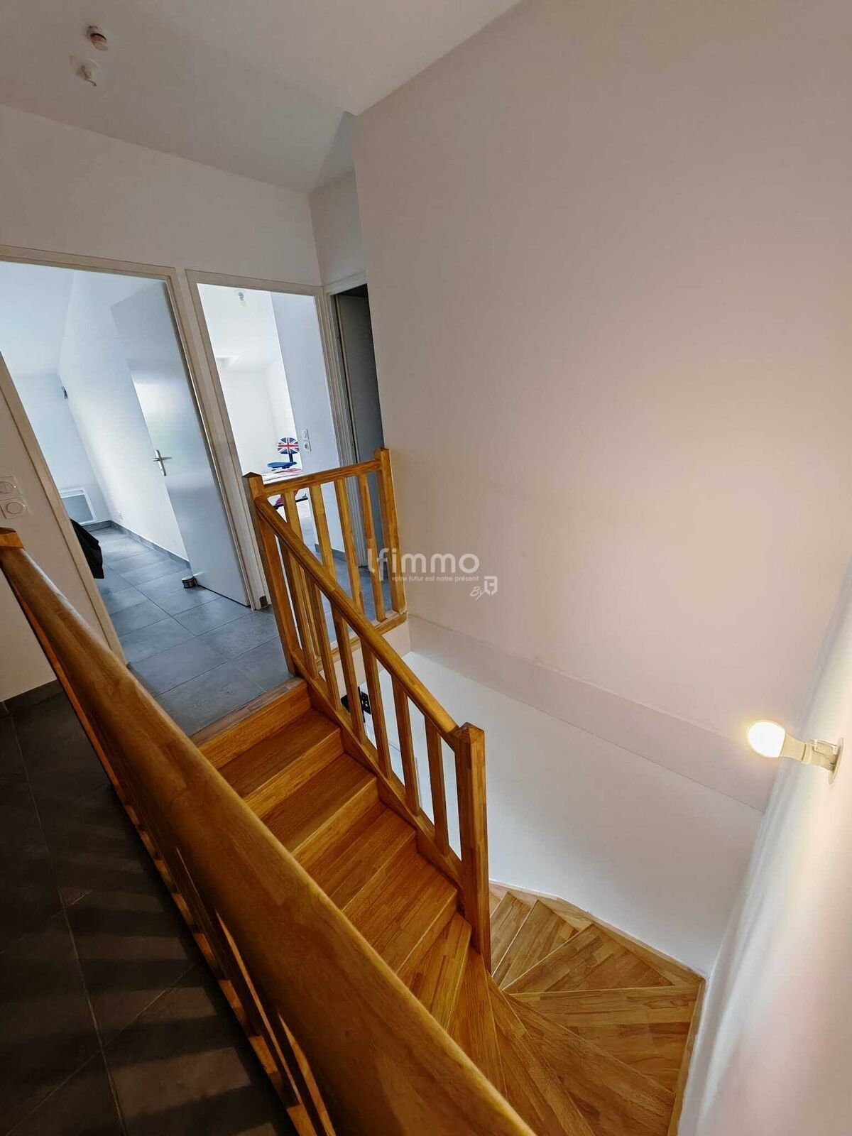 Appartement T3 en duplex à Miramas - 1000026842