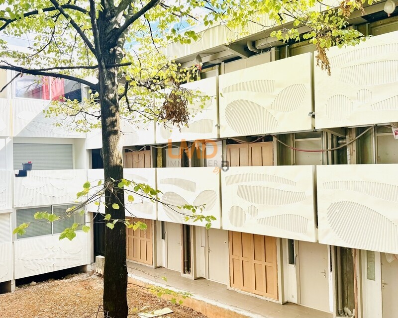 Idéal investisseur studio loué, balcon, parking au pieds des facs! - Img 1865