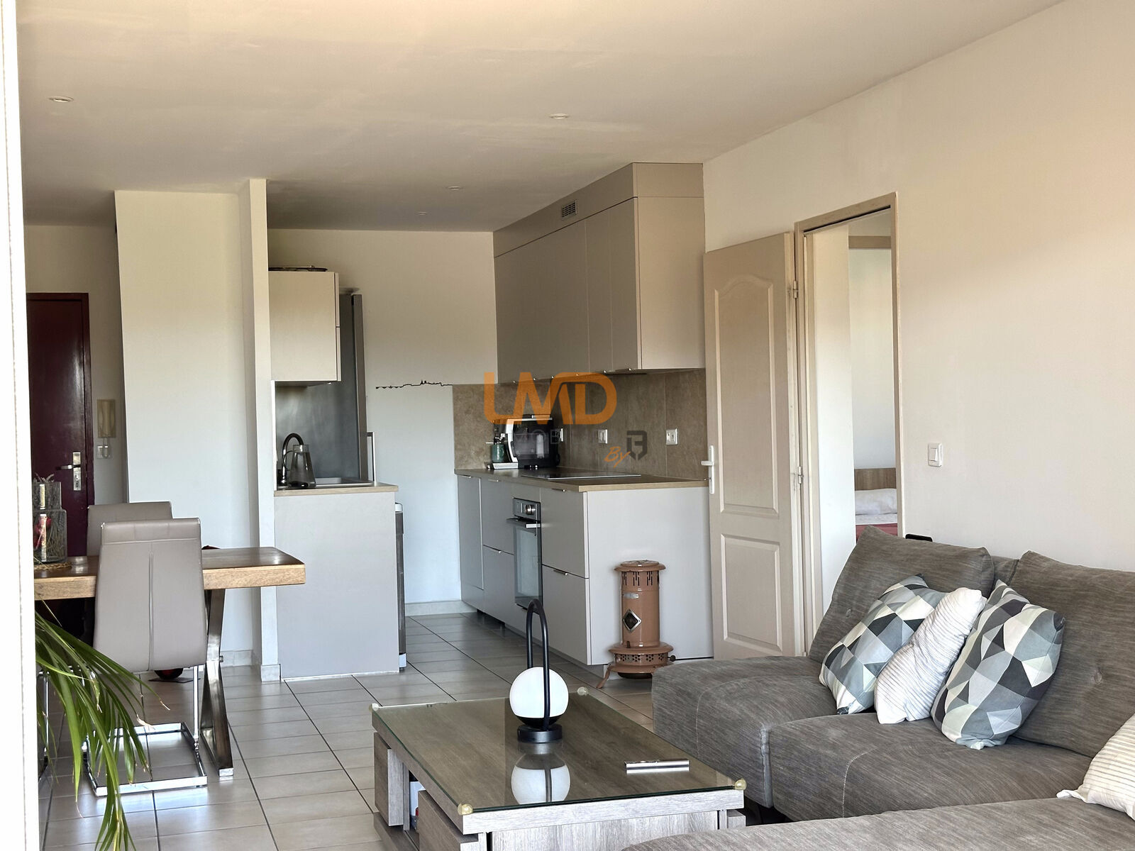 Bel Appartement en Résidence de Haut Standing en Ville au Calme - À VENDRE T3 CAVAILLON