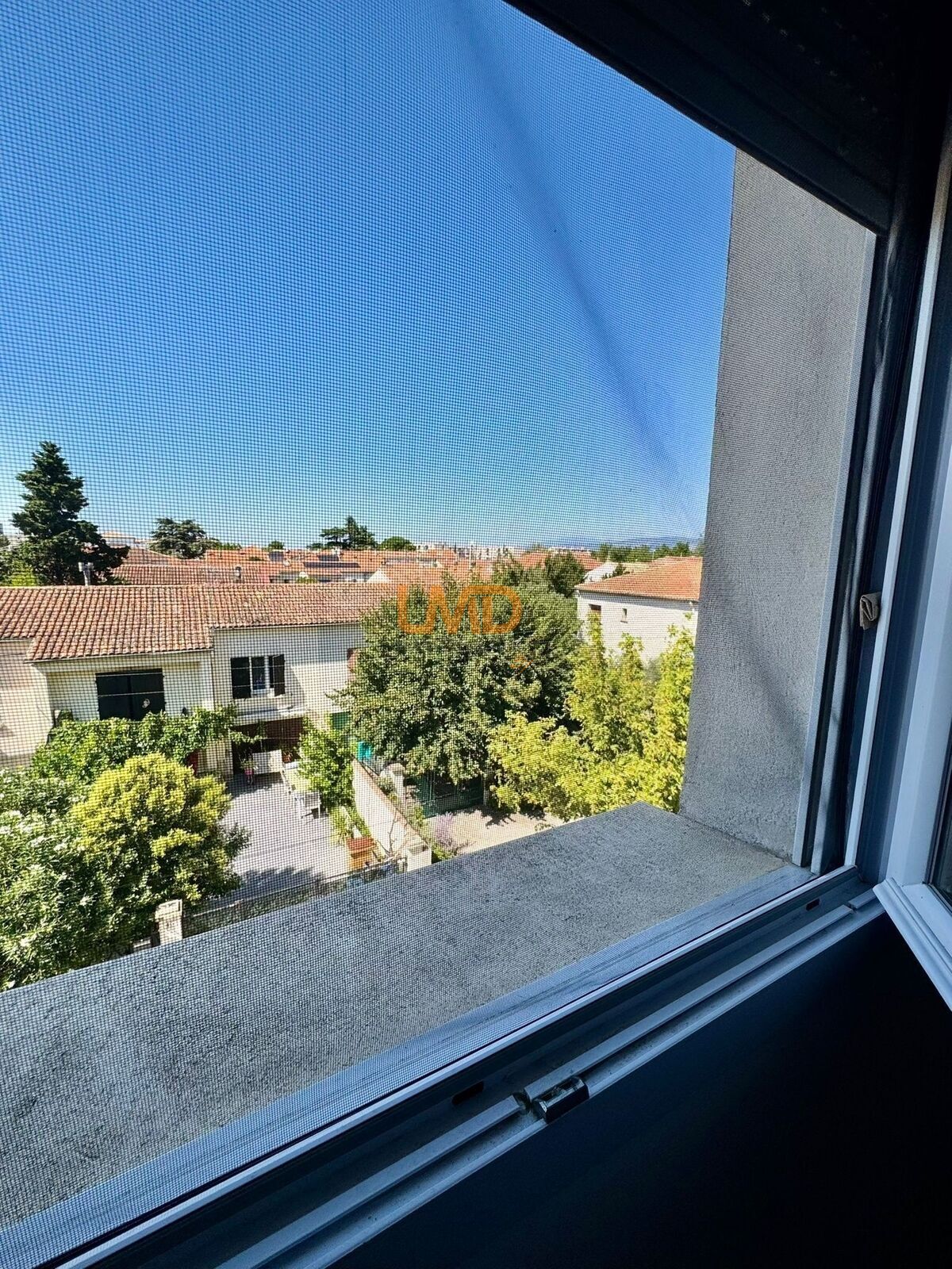 Bel Appartement en Résidence de Haut Standing en Ville au Calme - À VENDRE T3 CAVAILLON