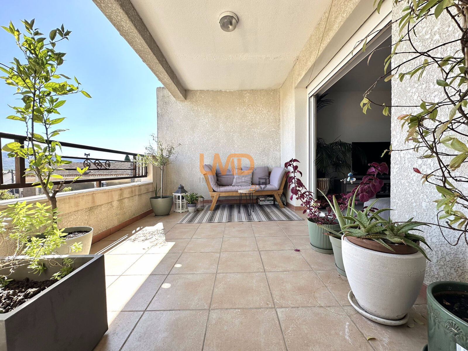 Bel Appartement en Résidence de Haut Standing en Ville au Calme - À VENDRE T3 CAVAILLON