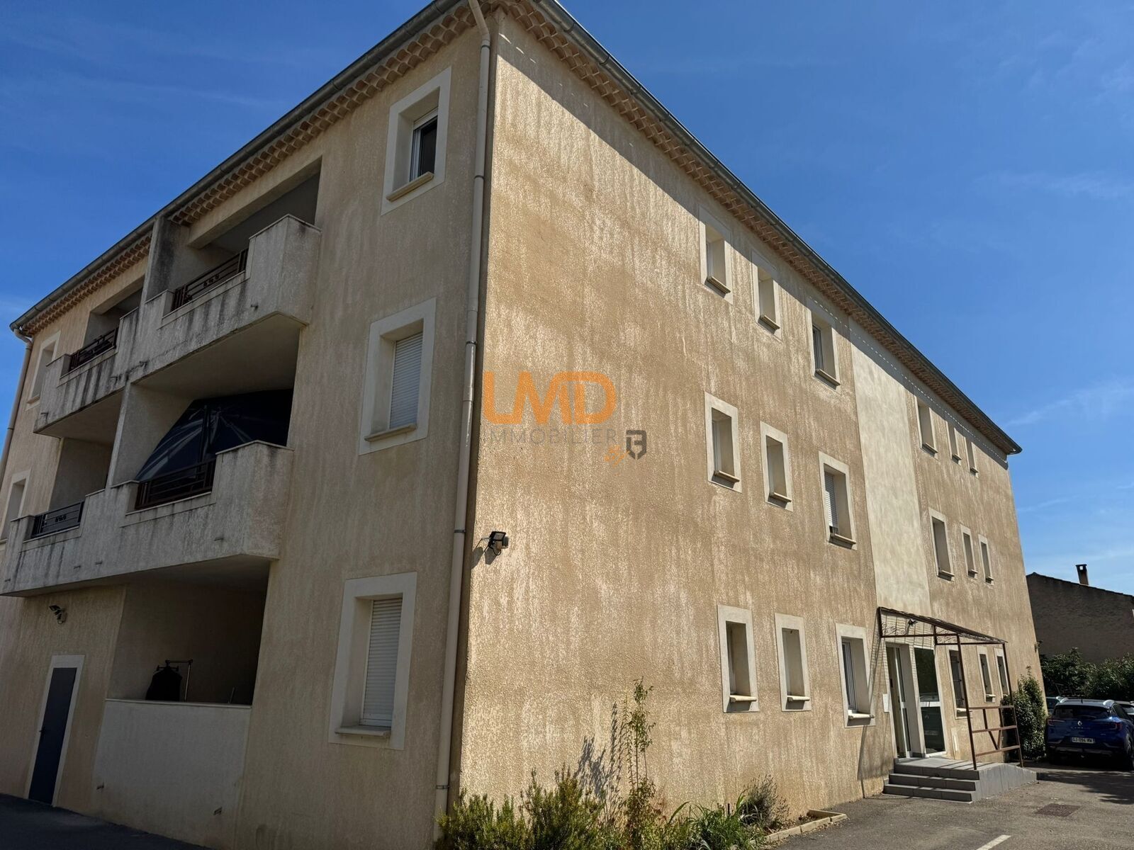 Bel Appartement en Résidence de Haut Standing en Ville au Calme - À VENDRE T3 CAVAILLON