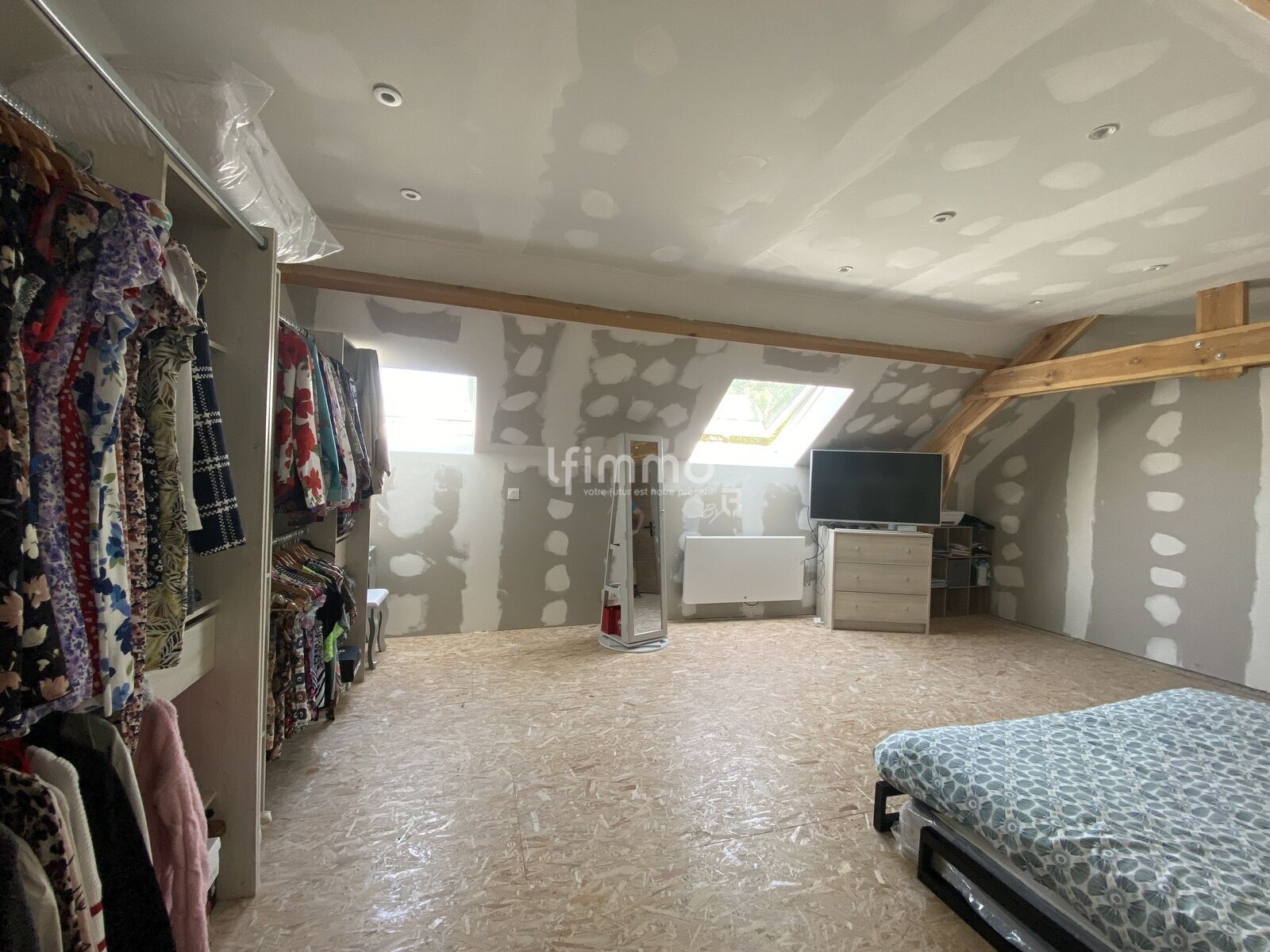 Ensemble immobilier - Dji 20250811 144945 934