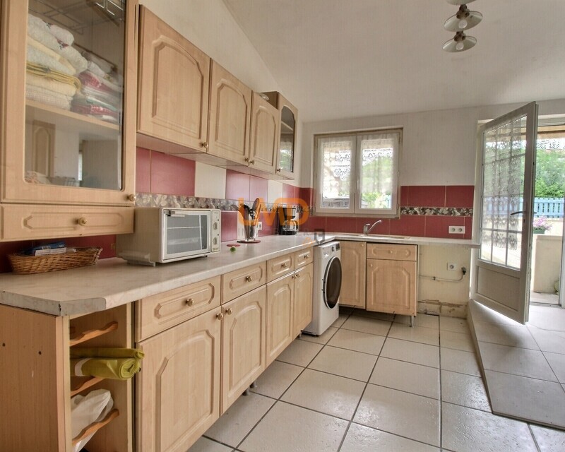 Maison de village - Exposio 132875777