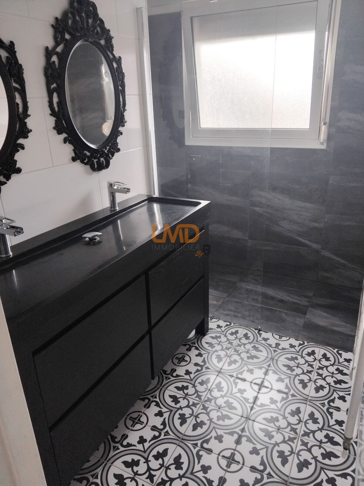 Maison avec magnifique terrain rare  - Img 20250716 120846