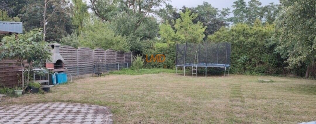 Maison avec magnifique terrain rare  - Img 20250821 171340