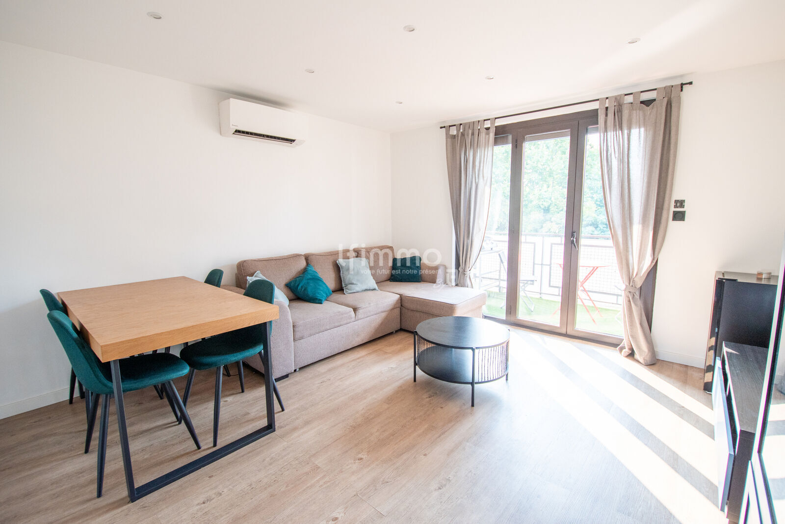 À vendre – Bel appartement T3 de 65 m² avec 4 balcons - Dsc 7858