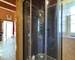Maison en pierre rénovée – Meublée à Thueyts (07) - Salle d eau douche