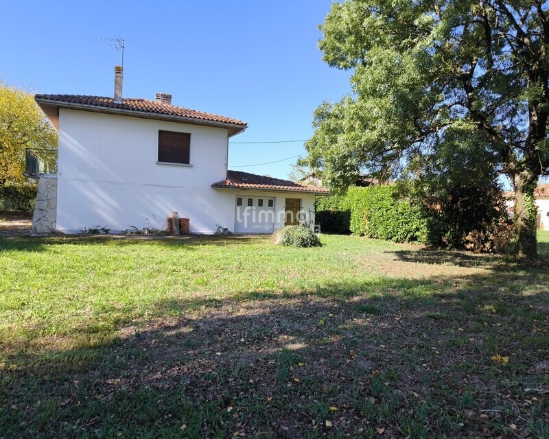 Maison de 210 m2 sur une parcelle de 690 m2 - Img 20251006 151536