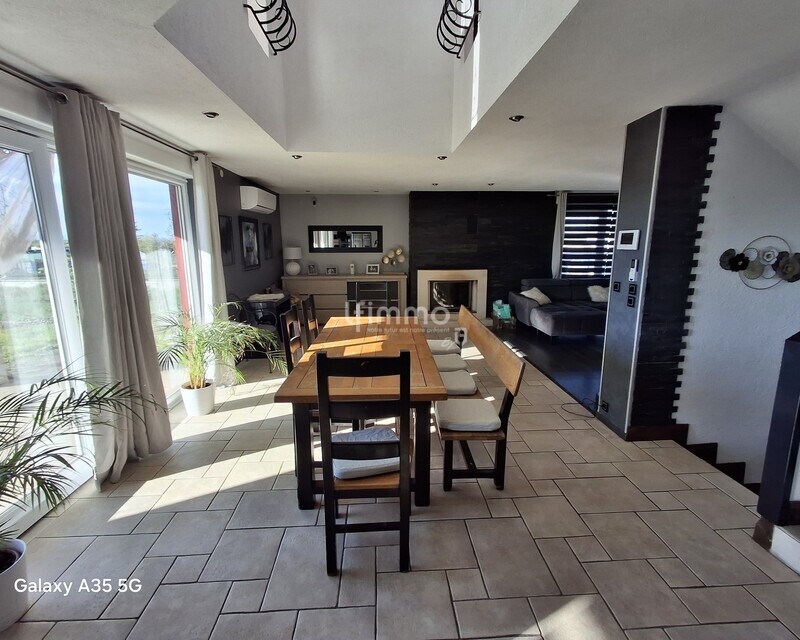 Maison Familiale - 20250419 182301  1 