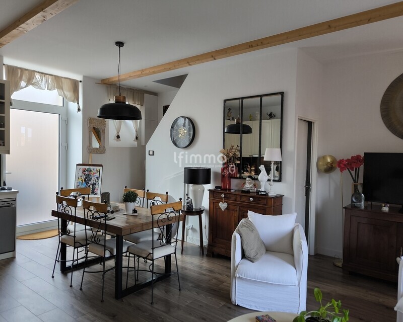 Maison de ville en pierre  centre St André de cubzac - Img 20250825 191353