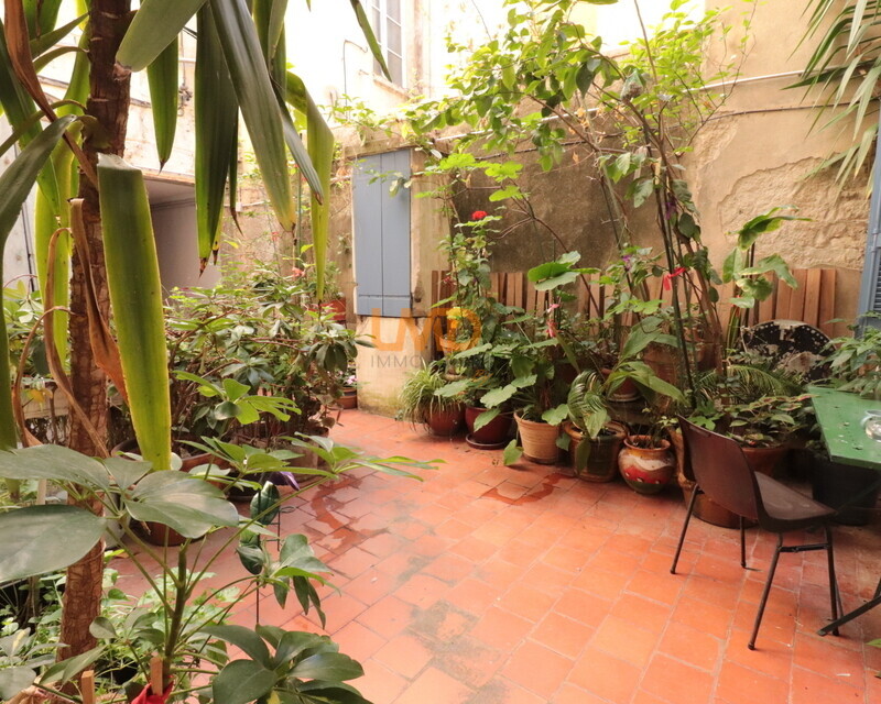 Gambetta - Garage - Faibles charges - Lumineux - Charme - Img 4382