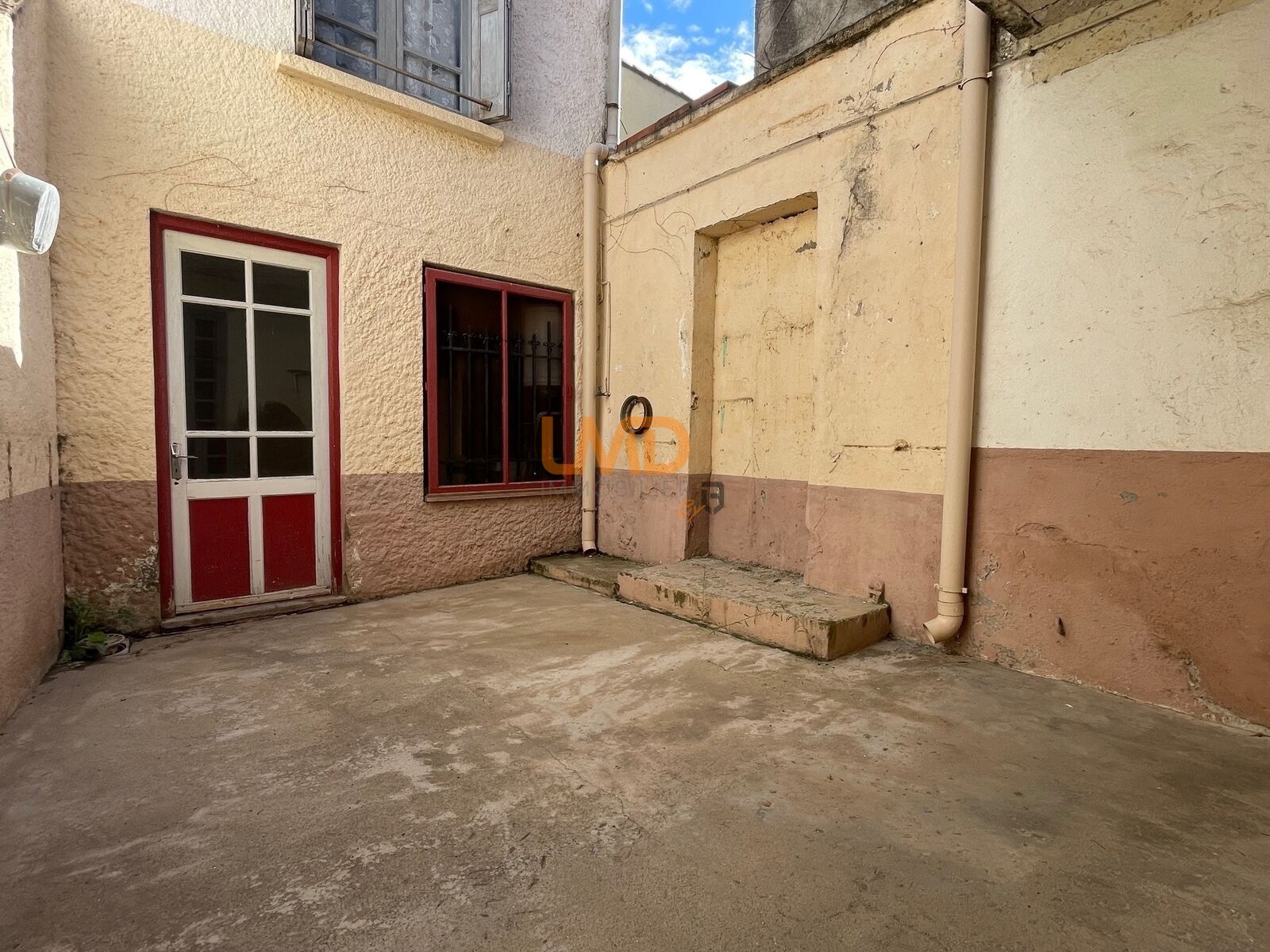 Maison de village 71 m2 cour et dépendance - Img 9319