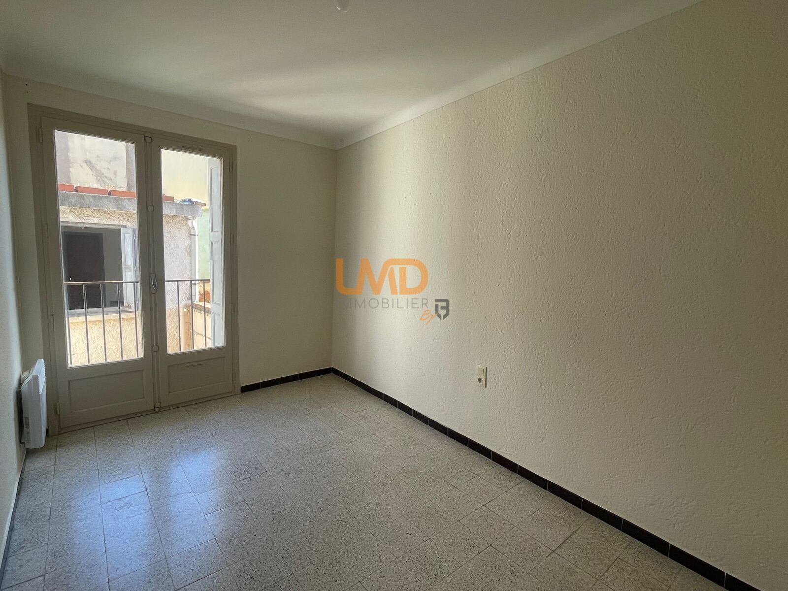 Maison de village 71 m2 cour et dépendance - Img 9331