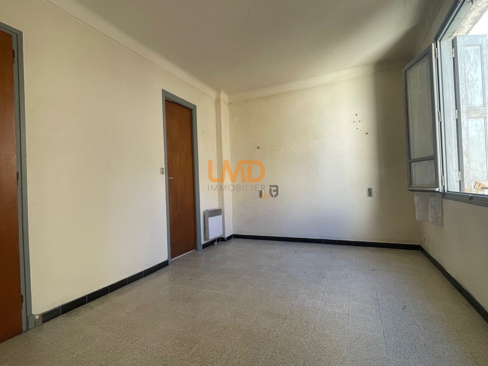 Maison de village 71 m2 cour et dépendance - Img 9325