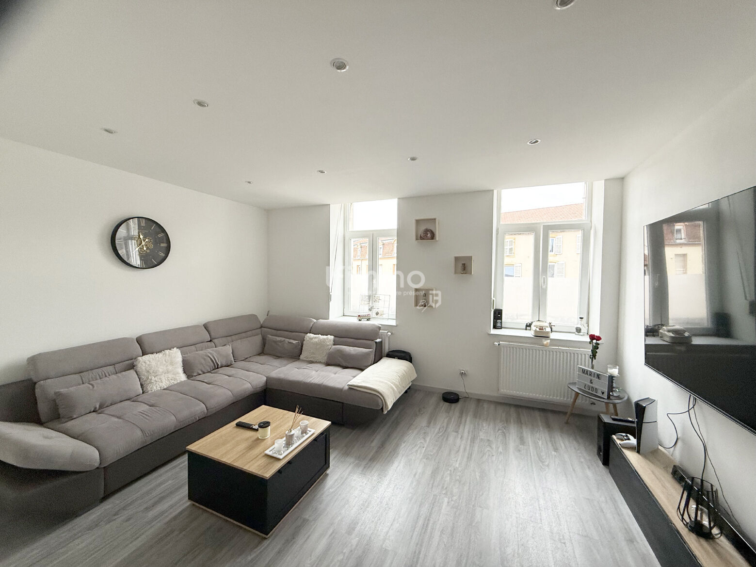 Vends à Boulay, immeuble avec magasin + appart. neuf 100m2  - Sejour appart1