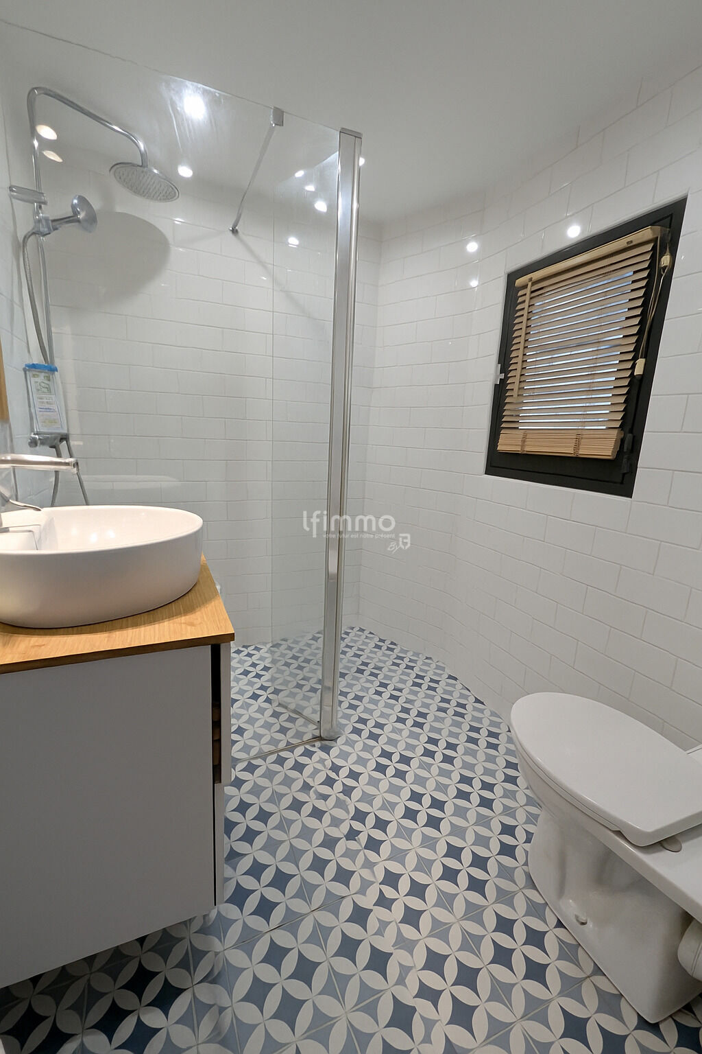 Quartier Méditerranée : T3 + Terrasse + Garage - Sde 2