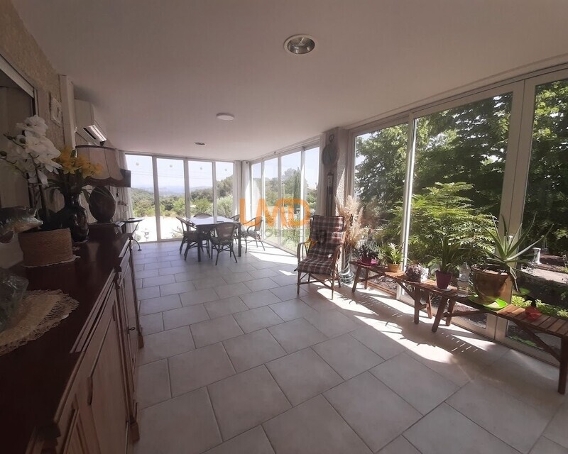 Maison contemporaine  avec vue sur la porte des Cévennes  - 20250609 112736  1 