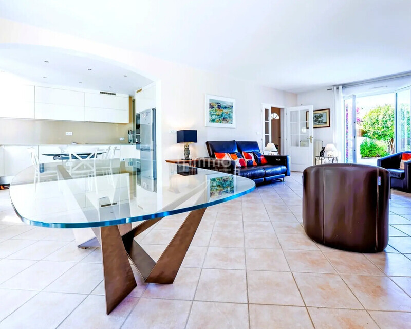 Marseille 9ème/Maison/Jardin/Piscine/ Garage  - Phs