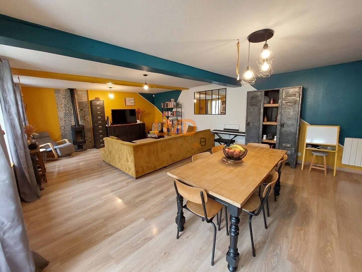 Bray-sur-Seine, maison rénovée plus grange sur terrain clos. - 3