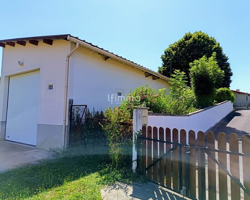 Terrain d'agrément + garage à camping-car - 3a0f7c93-5793-4e38-b6cb-a0fe907b542c 1