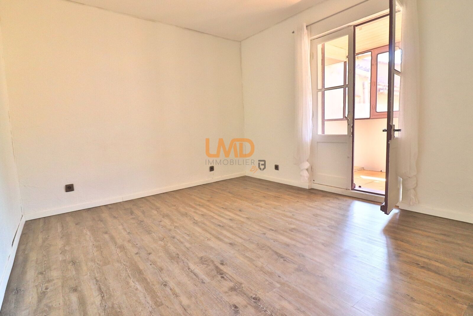 Le Luc: belle maison de ville T4 107m2 aucun travaux - 0c8feaa3-4791-40b9-bc17-b94a57d290e3 1 201 a