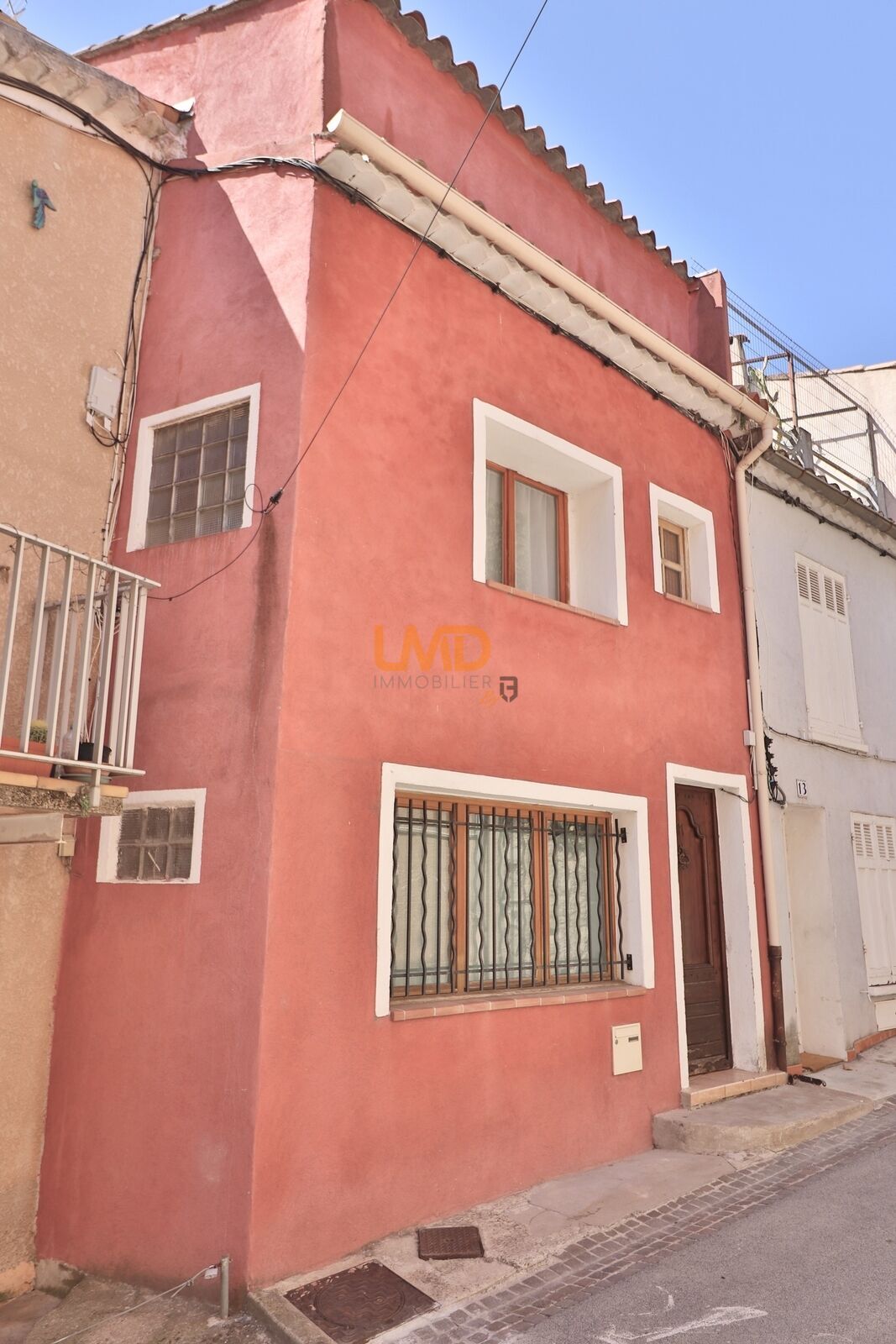 Le Luc: belle maison de ville T4 107m2 aucun travaux - Maison village T4 107m2 Le Luc