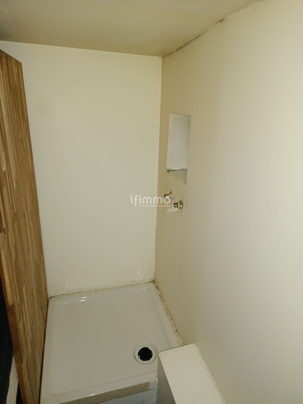 Bateau de plaisance  - Apsou-douche